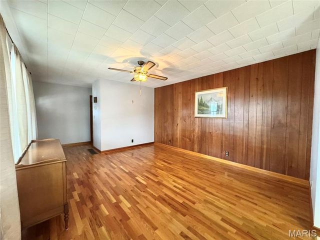 14 Ridgewood Drive, Hannibal, MO 63401