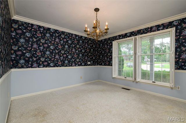 8874 Woodpark Drive, Sunset Hills, MO 63127