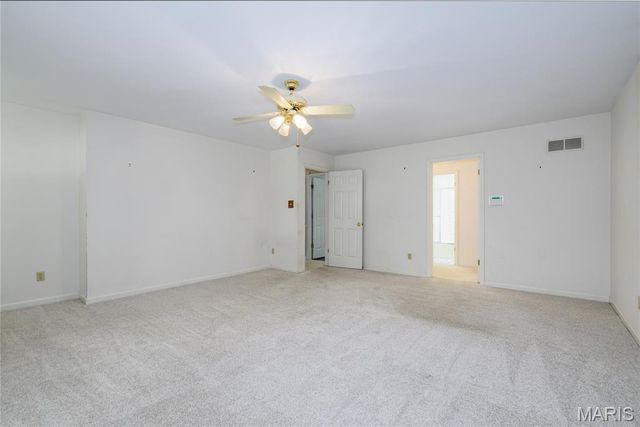 8874 Woodpark Drive, Sunset Hills, MO 63127