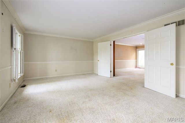 8874 Woodpark Drive, Sunset Hills, MO 63127