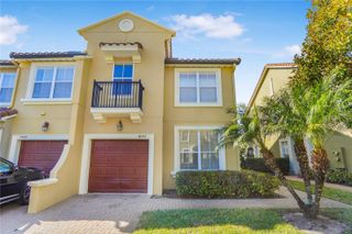 4940 LUGE LN, Orlando, FL 32839