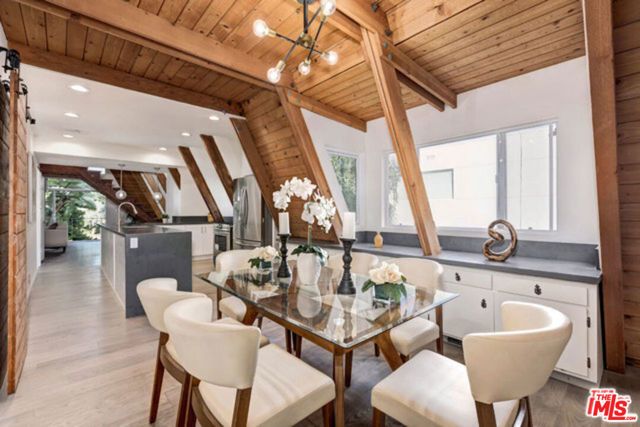 3237 Kelton Avenue, Los Angeles, CA 90034