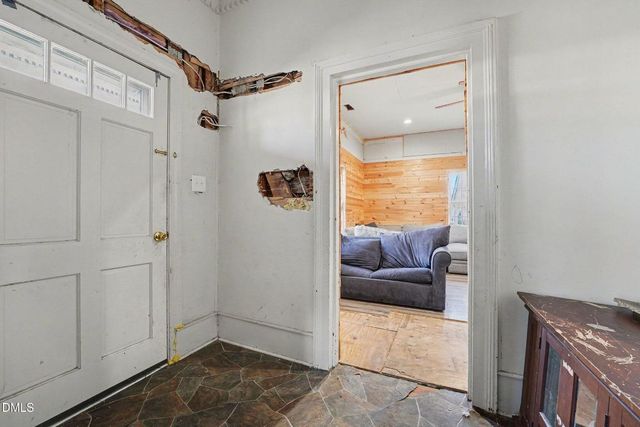 213 W Parrish Drive, Benson, NC 27504