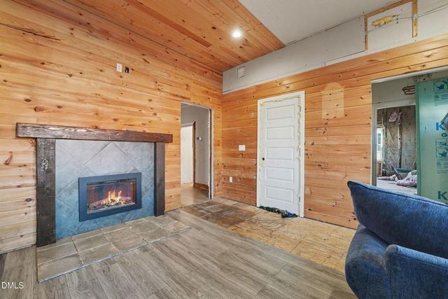 213 W Parrish Drive, Benson, NC 27504