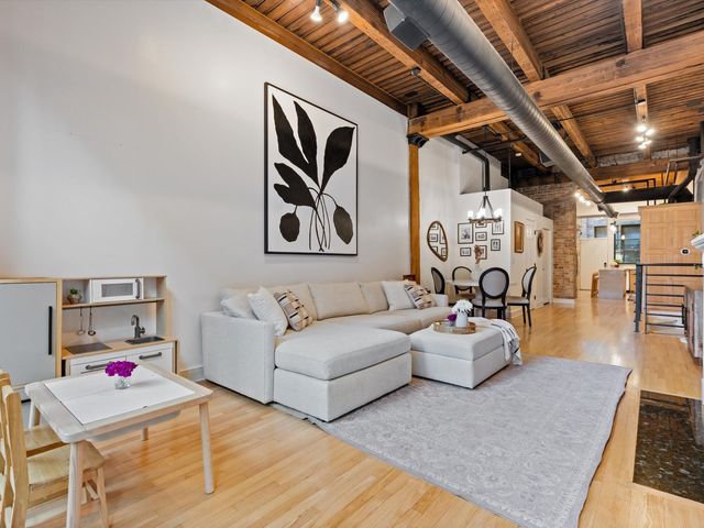 1737 N PAULINA Street 103, Chicago, IL 60622