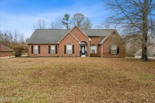 10195 Cypress Plantation Drive, Olive Branch, MS 38654