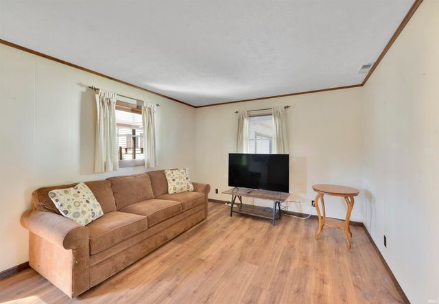 24 Prairie Court, Lafayette, IN 47904
