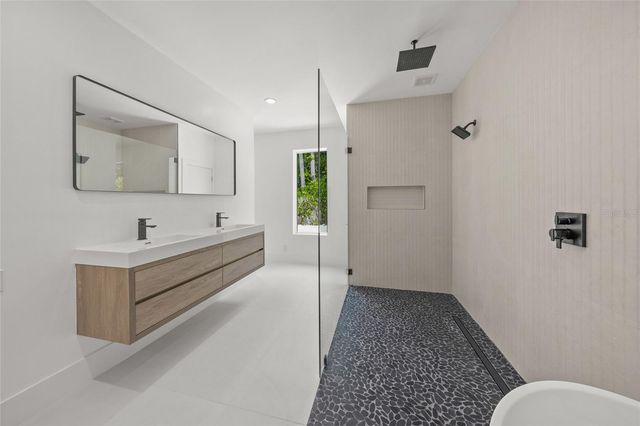 3500 BAY SHORE ROAD, Sarasota, FL 34234