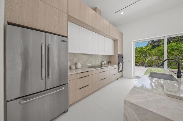 3500 BAY SHORE ROAD, Sarasota, FL 34234