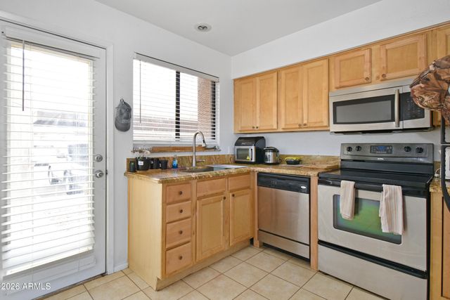 11640 N 51ST Avenue N 108, Glendale, AZ 85304