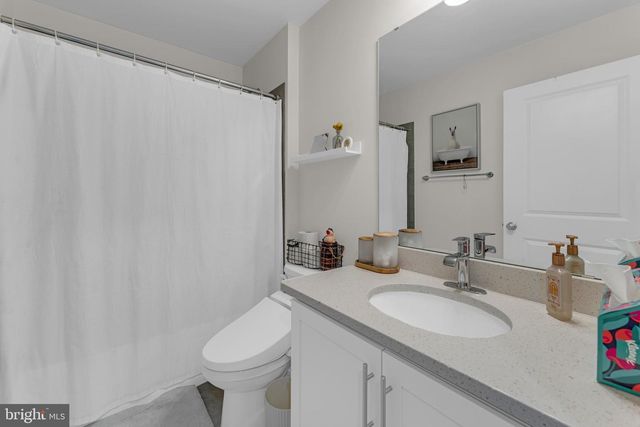 8805 MIMOSA AVE, Clinton, MD 20735