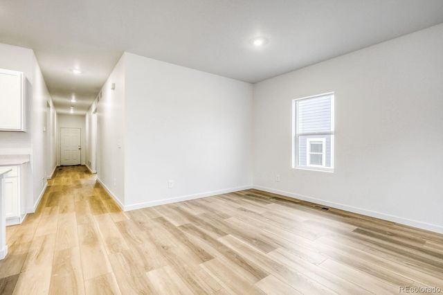 232 Mia Lane, Johnstown, CO 80534