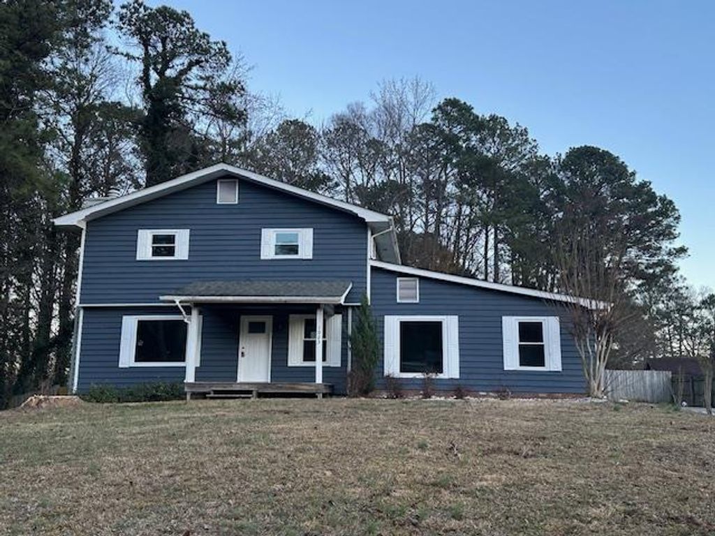 1923 Valley Brook Drive, Dalton, GA 30720