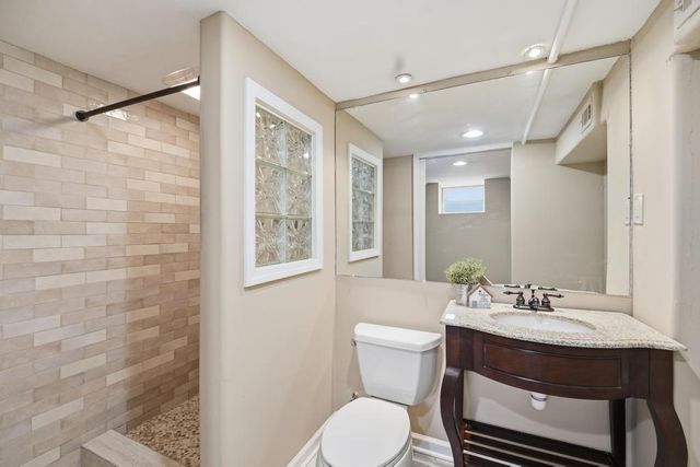 13218 W 96th Street, Lenexa, KS 66215