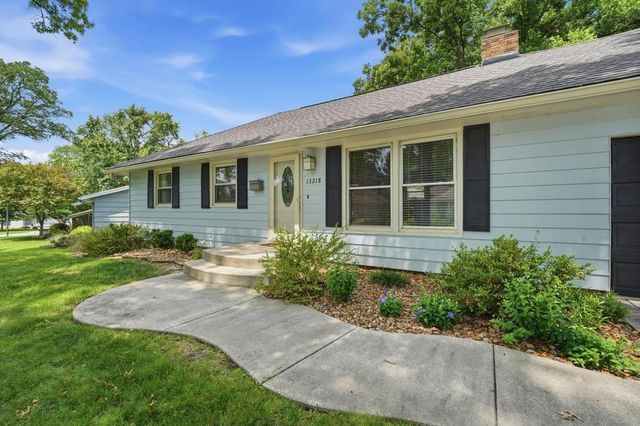 13218 W 96th Street, Lenexa, KS 66215