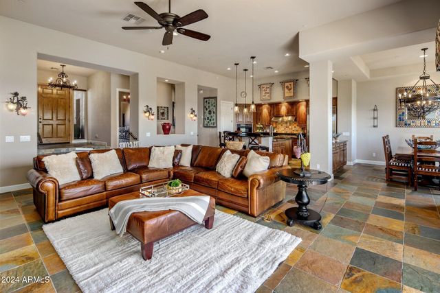 10821 E TUSAYAN Trail, Scottsdale, AZ 85255