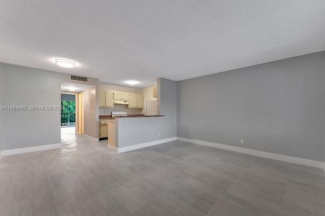 1430 W Meadows Cir W 1430, Boynton Beach, FL 33436