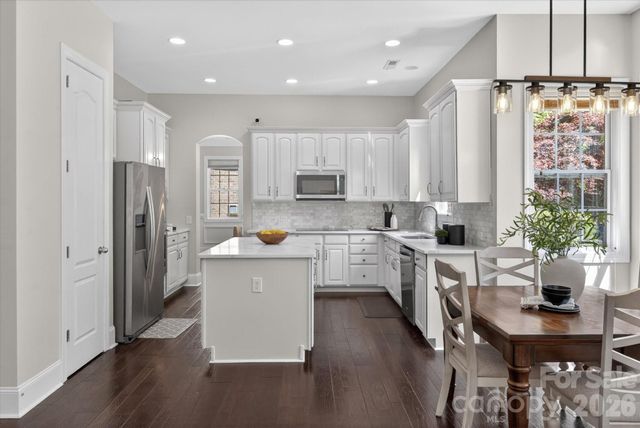 4936 Hawk Shadow Lane, Charlotte, NC 28277