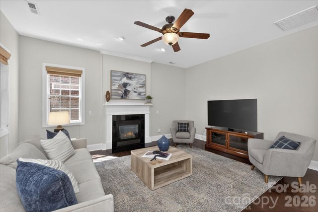 4936 Hawk Shadow Lane, Charlotte, NC 28277