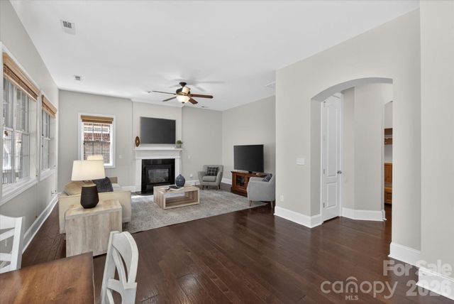 4936 Hawk Shadow Lane, Charlotte, NC 28277