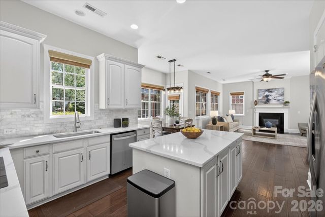 4936 Hawk Shadow Lane, Charlotte, NC 28277