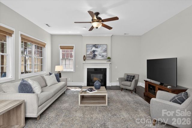 4936 Hawk Shadow Lane, Charlotte, NC 28277