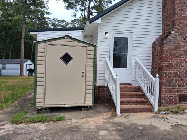 367 Emerald Street, Walterboro, SC 29488