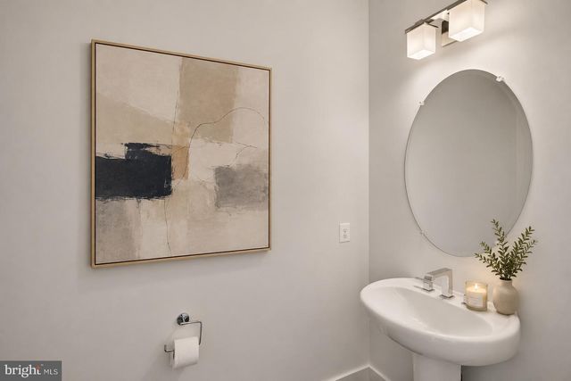6127 OLIVET DR, Alexandria, VA 22315