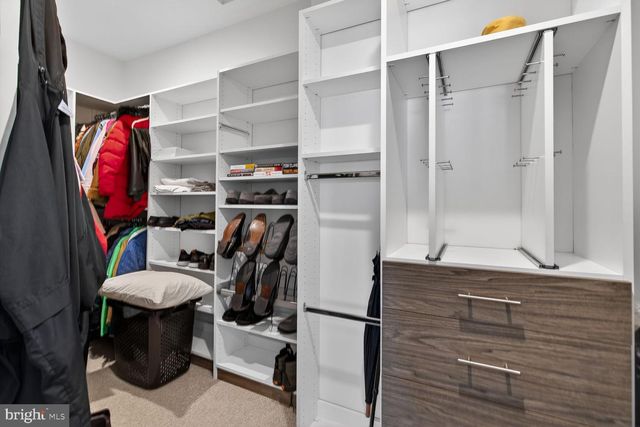 6127 OLIVET DR, Alexandria, VA 22315