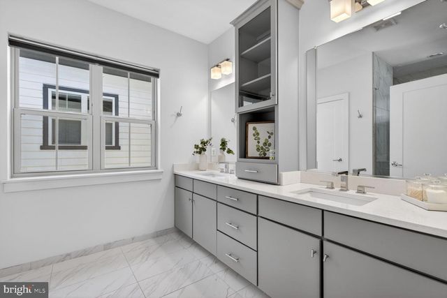 6127 OLIVET DR, Alexandria, VA 22315