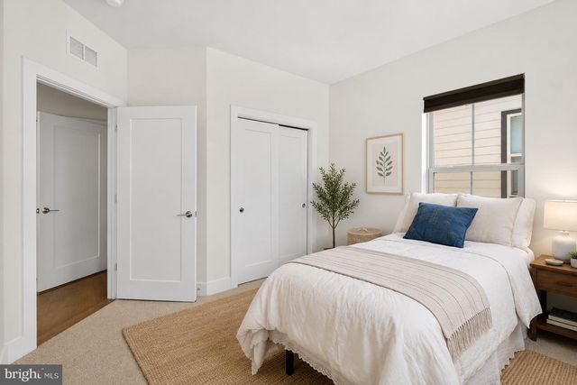 6127 OLIVET DR, Alexandria, VA 22315