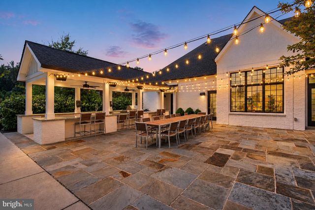6127 OLIVET DR, Alexandria, VA 22315