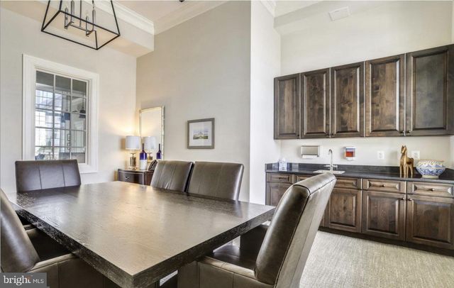 6127 OLIVET DR, Alexandria, VA 22315