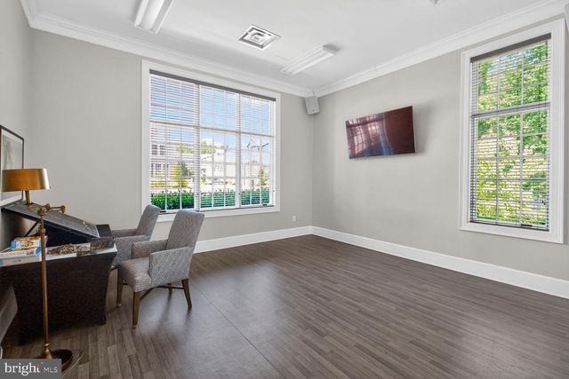 6127 OLIVET DR, Alexandria, VA 22315
