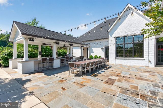 6127 OLIVET DR, Alexandria, VA 22315