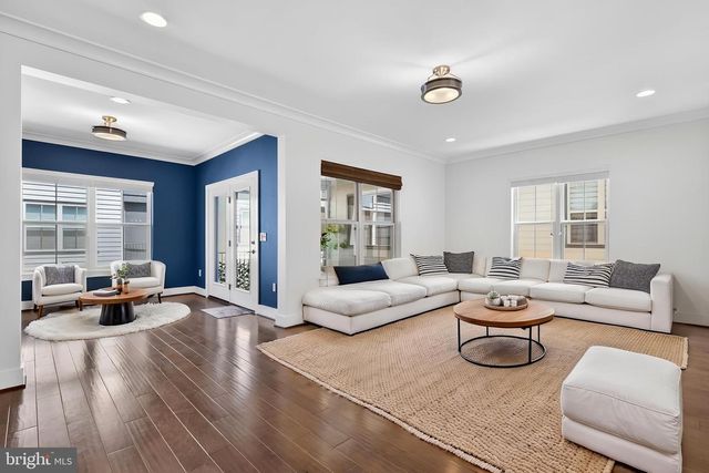 6127 OLIVET DR, Alexandria, VA 22315