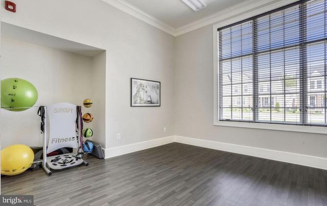 6127 OLIVET DR, Alexandria, VA 22315