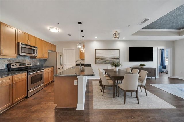 325 E Paces Ferry Road NE 601, Atlanta, GA 30305