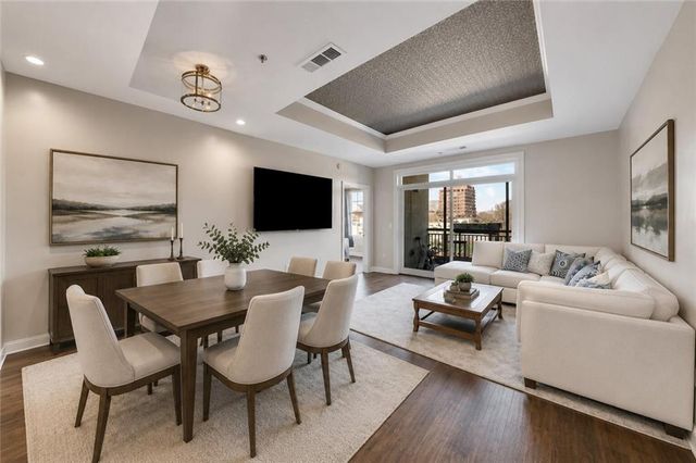 325 E Paces Ferry Road NE 601, Atlanta, GA 30305