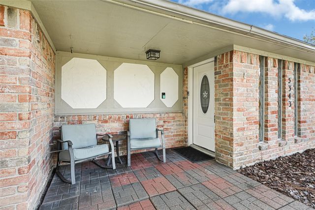 5343 Royal Parkway, Friendswood, TX 77546