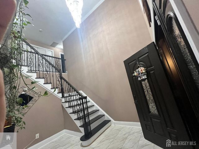 31 Parkerson Rd, Edison, NJ 08817
