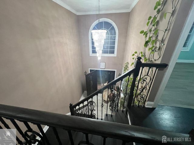 31 Parkerson Rd, Edison, NJ 08817