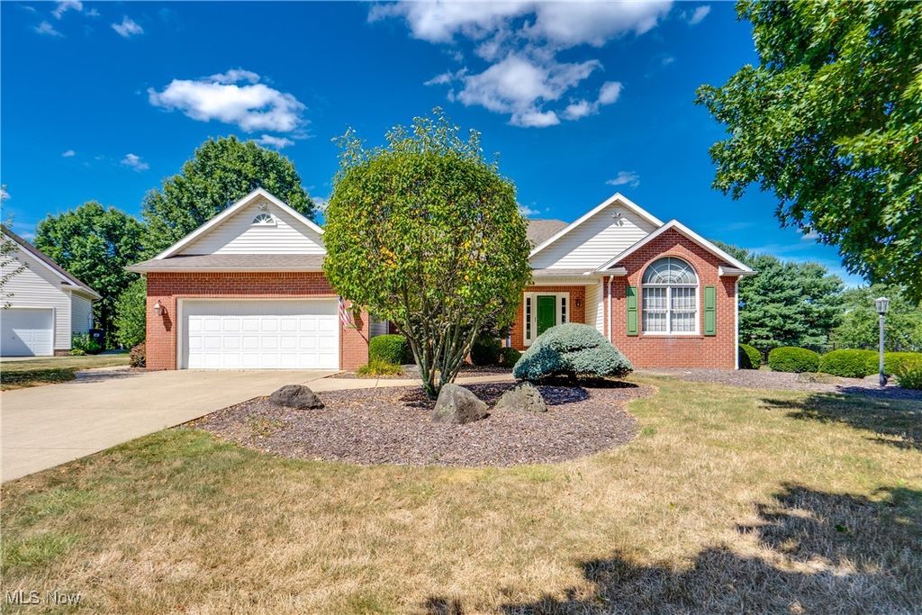 8555 Esquire Street NW, Massillon, OH 44646