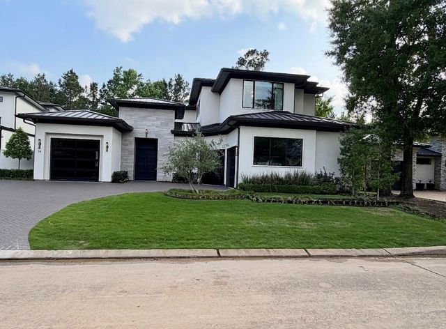 14 Kingscote Way, The Woodlands, TX 77382