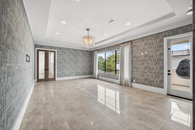 14 Kingscote Way, The Woodlands, TX 77382