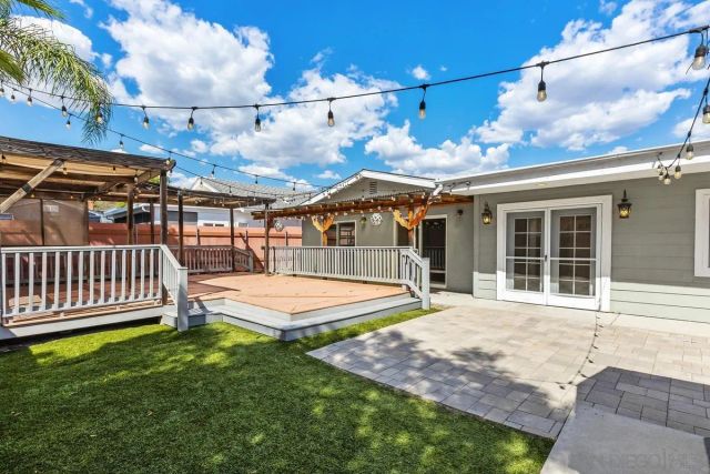 1933 Golden Circle, Escondido, CA 92026