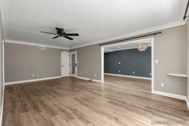 1933 Golden Circle, Escondido, CA 92026