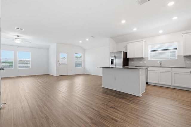 10508 Steinbeck DR, Austin, TX 78747