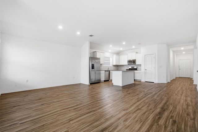 10508 Steinbeck DR, Austin, TX 78747