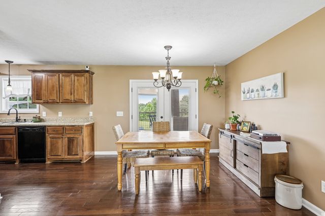 1259 N Corinth Rd, Portland, TN 37148